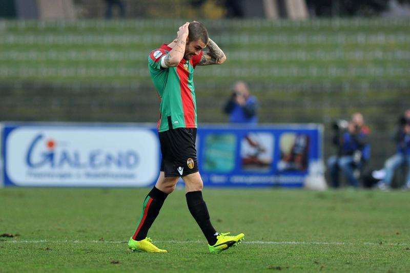 Monachello: "Rimbocchiamoci le maniche per salvare la Ternana"