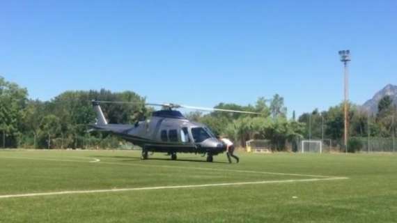 VIDEO TN - L'arrivo del patron delle Fere Bandecchi in elicottero