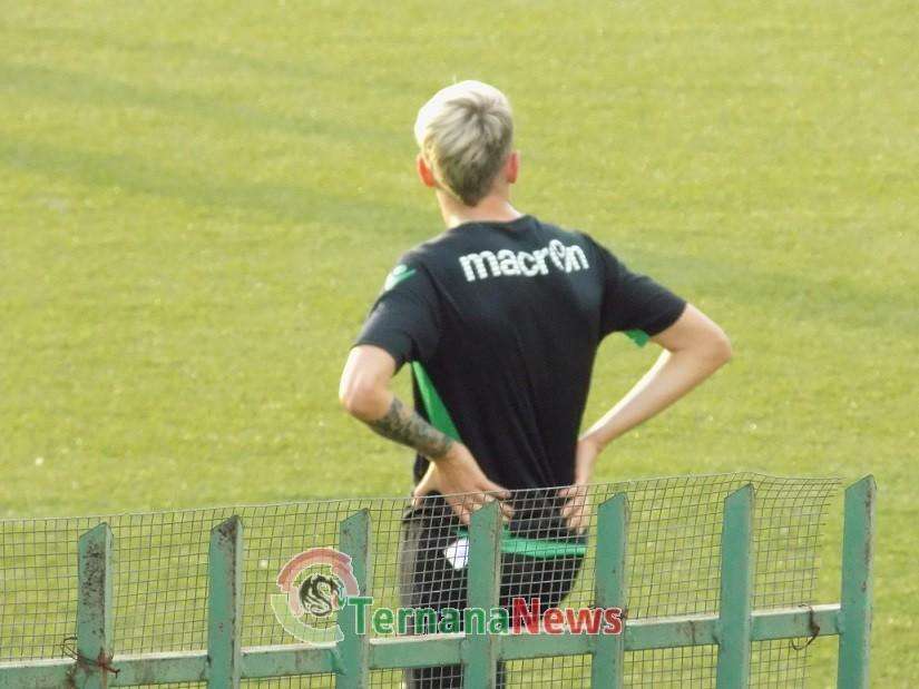 Raffreddato l'ottimismo in casa Ternana: distorsione per La Gumina, e non solo