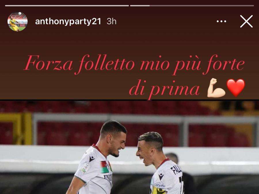 Ternana, gli auguri dei compagni a Falletti
