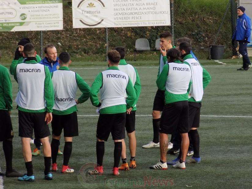 Ternana - Ultime sedute di lavoro in campo. Poi sarà già futuro