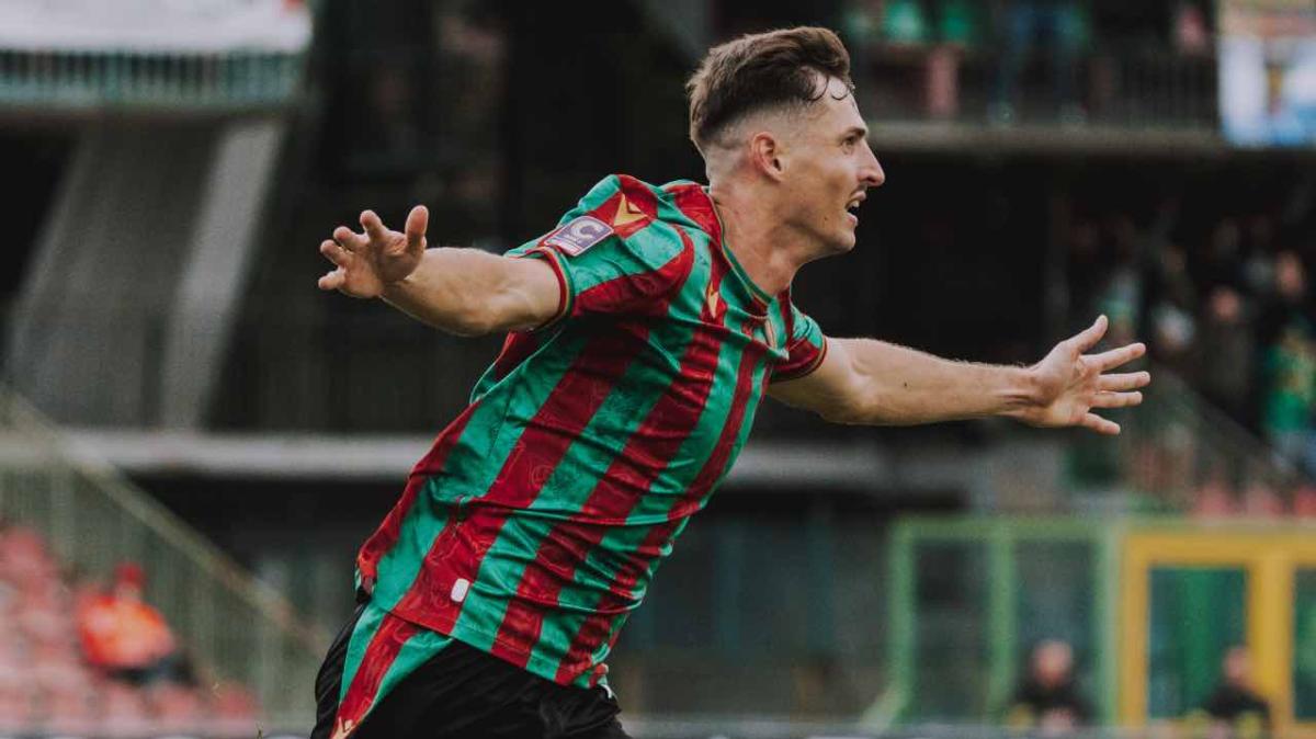 Ternana, tre giornate a Dubickas: salta Samb, Juve Next Gen e Guidonia. Derby a rischio?