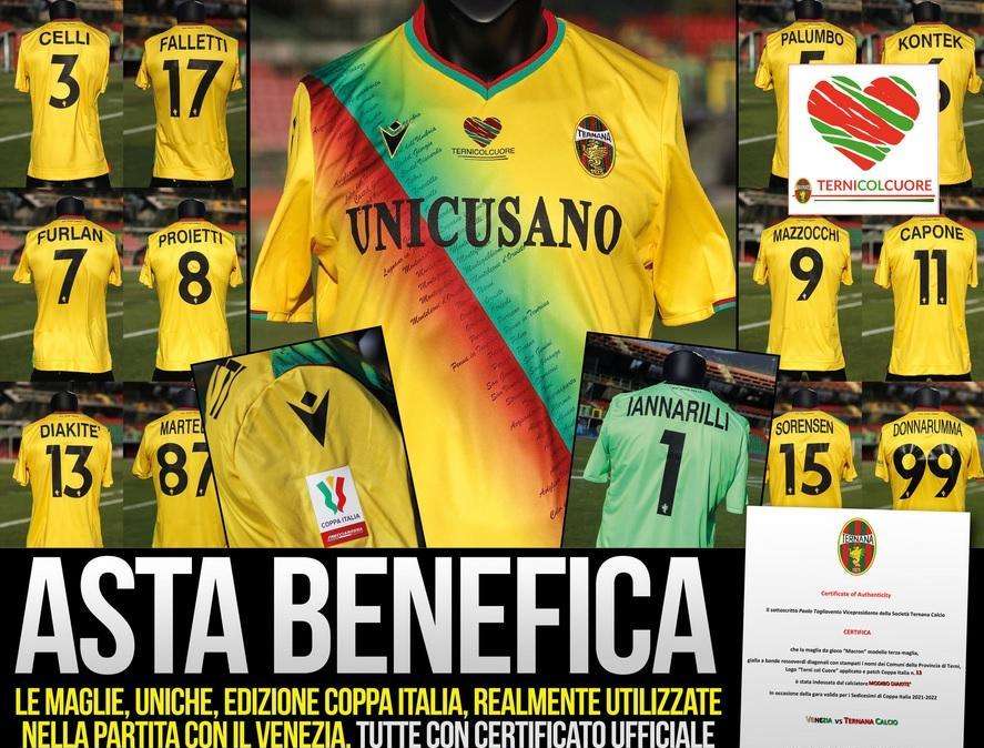 E' iniziata l'asta per le 33 maglia di Venezia-Ternana - FOTO