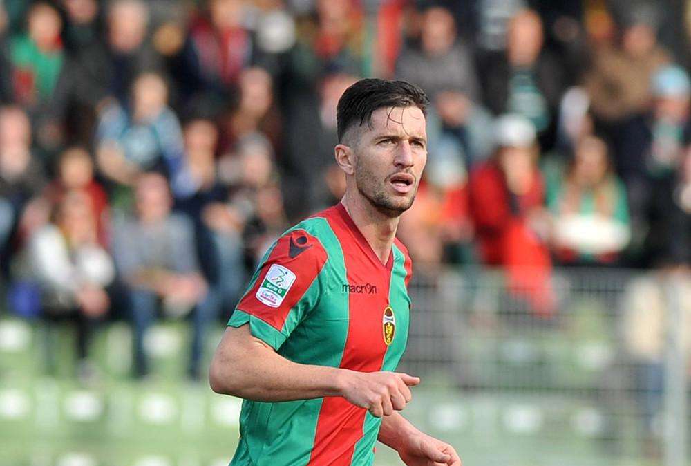 LE PAGELLE - Pettinari prima gioia, Donnarumma lotta Partipilo appannato, Kontek in mobra