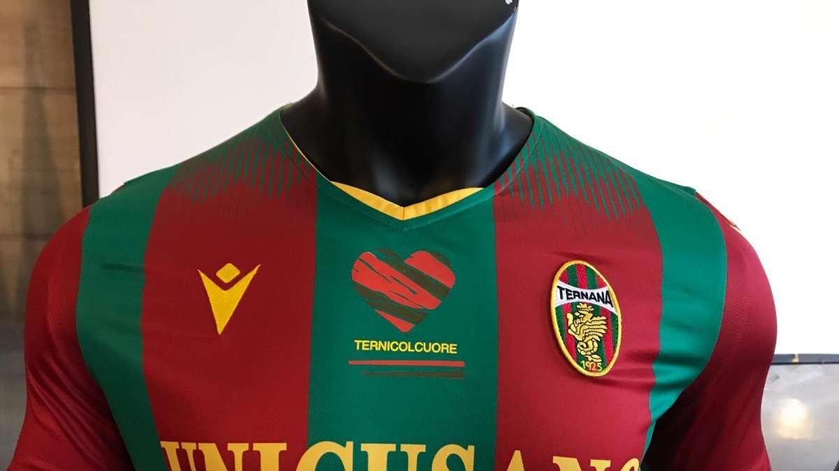 Sondaggio TernanaNews - Quale maglia vi piace di più?