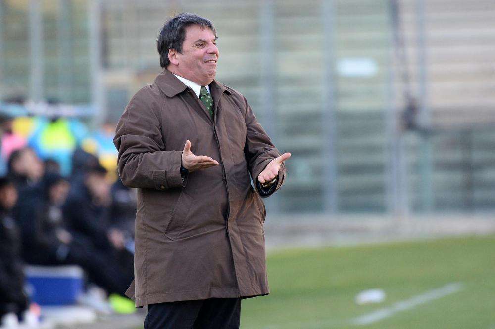Qui Avellino - Capuano: "Fino a martedì farò il possibile. La Ternana si affronta come il Bari"