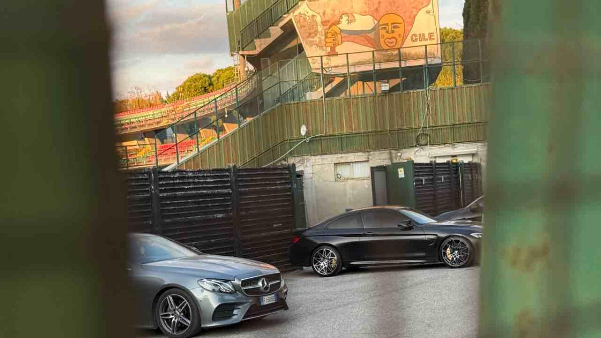 Ternana, addio alla storica mixed zone del Liberati: rimossi i container