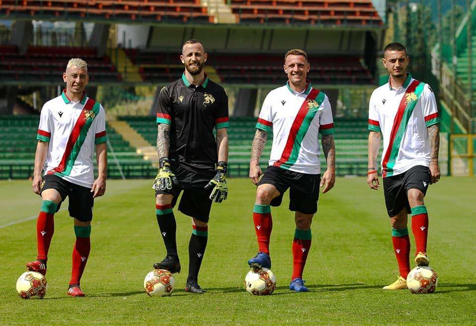 RassegnaStampa - Messaggero - Liguori e le nuove maglie delle Fere: "Un tuffo al cuore"