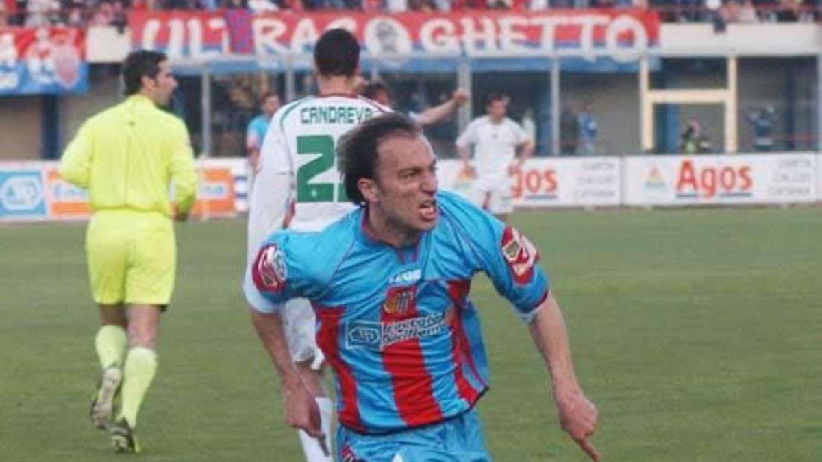 Orazio Russo con alle spalle Antonio Candreva - Foto Interne