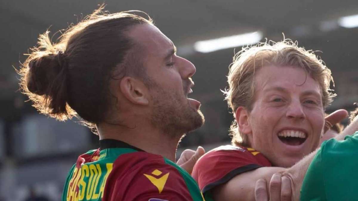 Casasola e De Boer festeggiano - Foto Ternana Calcio