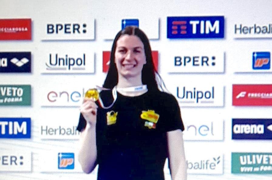 CAMPIONATI ITALIANI NUOTO CADETTI, LEONI FA INCETTA DI MEDAGLIE