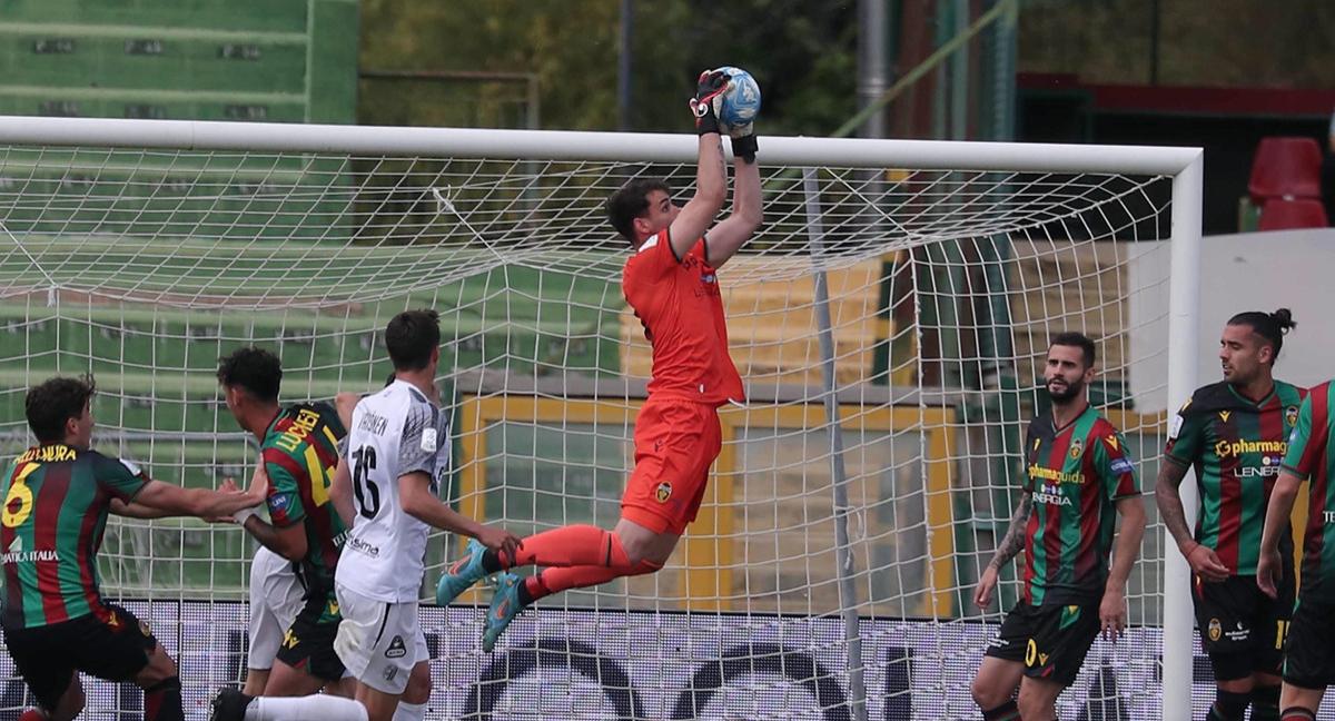 BRA-TERNANA, QUESTA SERA IN CAMPO LE FERE DOPO I GIORNI DELLA TEMPESTA