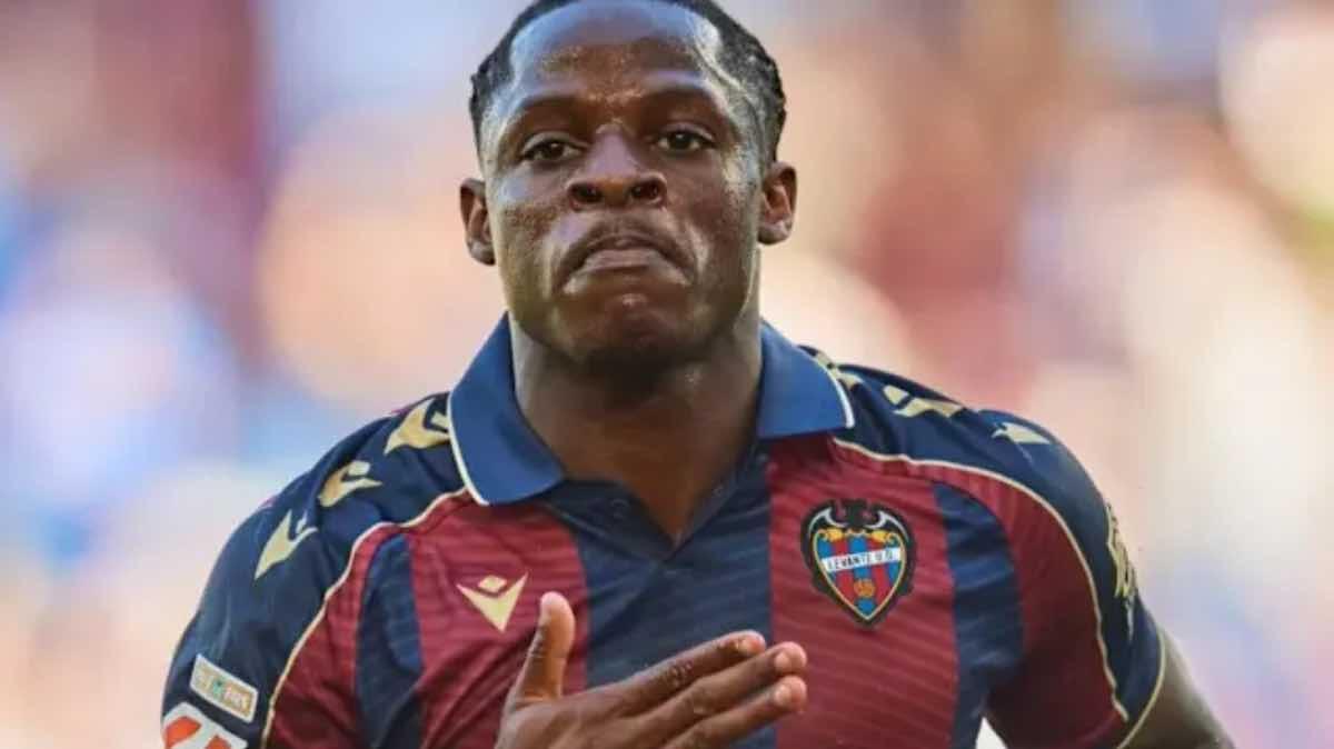 El Barcelona busca su nuevo ‘9’: el joven Karl Etta Eyong entra en el radar blaugrana
