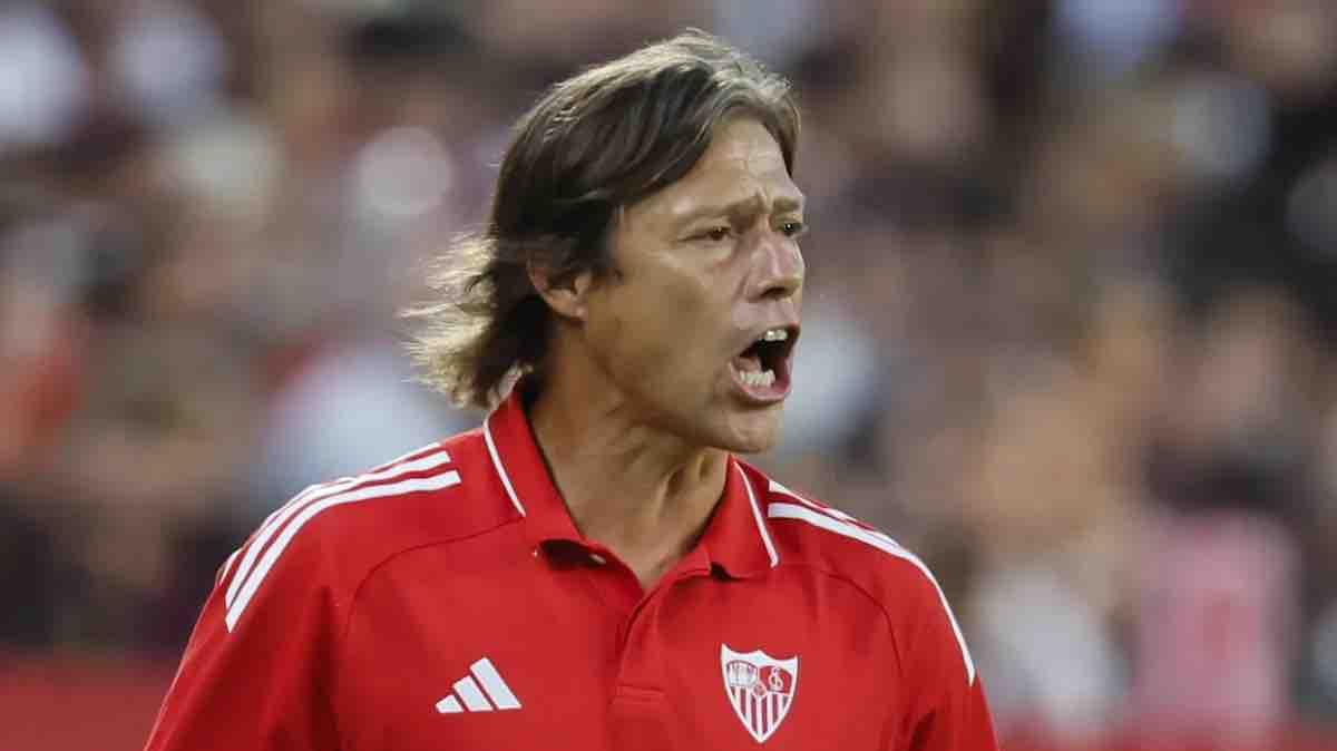 Sevilla, Almeyda: "Hay guerras y hablamos de un partido; eso significa que algo no va bien"