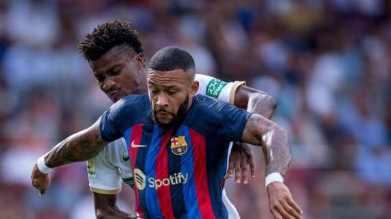 Barça, Depay: "No juego mucho esta temporada, pero seguiré trabajando"