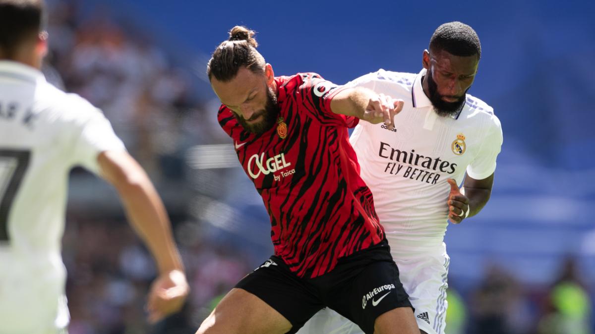 ¡Bombazo en Barcelona! El Barça vigila a Muriqi y espera el posible descenso del Mallorca