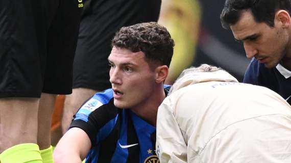 Pavard se retira con molestias: su presencia ante el Barça está en duda