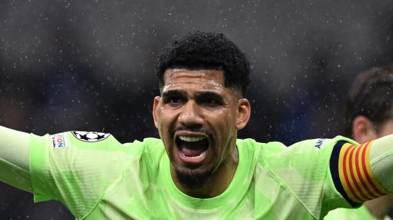 Araujo jura amor eterno al Barcelona: contrato hasta 2031 y sueño Champions en blaugrana
