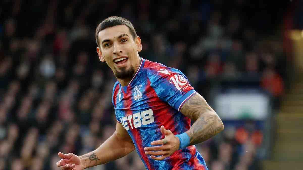 El Barça pone la mira en Daniel Muñoz: oferta de 30 millones por el lateral del Crystal Palace