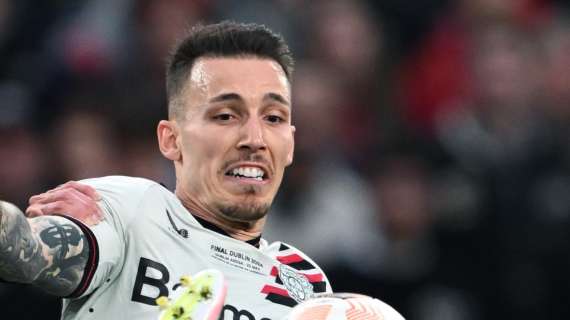 El Barça se interesa en Alejandro Grimaldo, pero deberá competir con el Atlético y superar obstáculos financieros