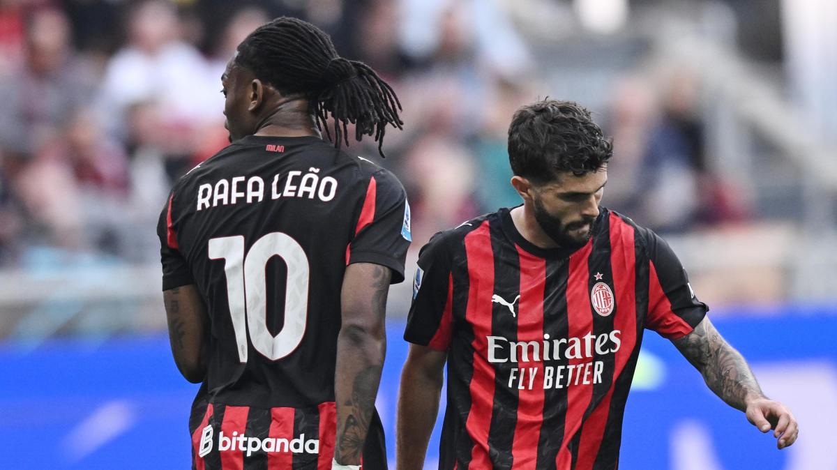 Problemi fisici per Leao, a rischio la gara contro il Toro?