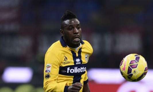 Parma, differenziato per Varela