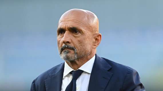 Serie A - Oggi il Napoli tenta l'aggancio al Milan in vetta