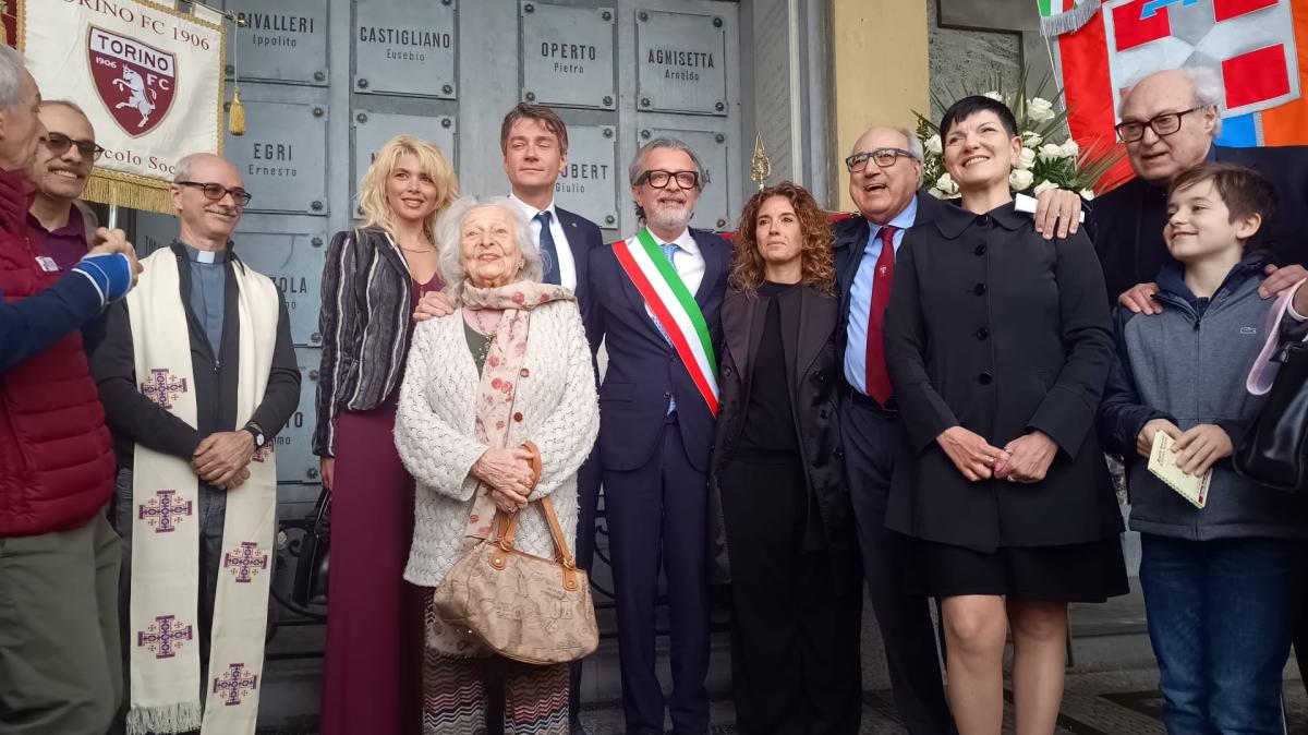 Al Cimitero Monumentale la commemorazione del 4 maggio. Susanna Egri commuove 
