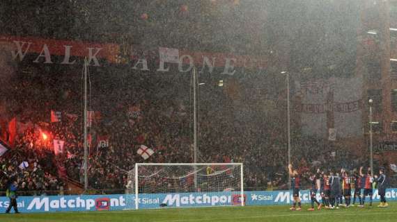 I tifosi del Genoa onorano il Grande Torino (FOTO)