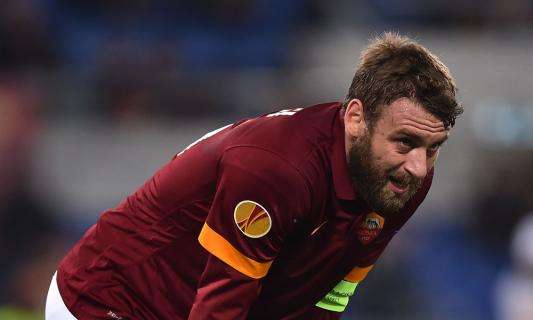 Roma, Totti c'è. De Rossi out