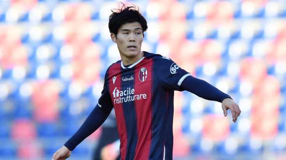 Bologna, ufficiale la cessione di Tomiyasu in Premier