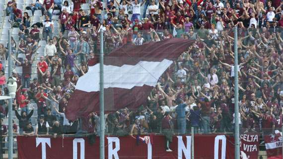 Torino, confronto tra tifosi e squadra 