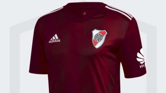 River Plate, una delle nuove maglie omaggia il Grande Torino