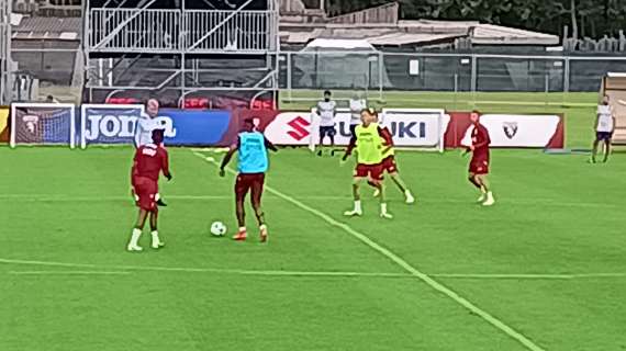 LIVE L’allenamento del Torino di mercoledì mattina. Zapata in partitella. Baroni: “Hai giocato? Ma buttati dentro a 2000 all’ora”