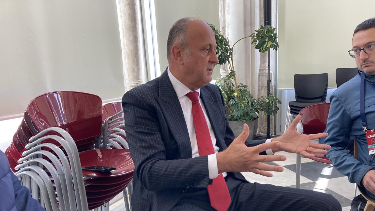 Il Genoa conferma la fiducia a Vieira: "Quella di ieri è stata una brutta giornata per noi"