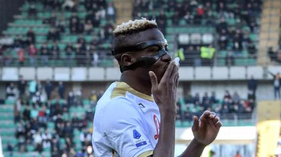 Serie A: Osimhen ribalta l'Udinese, il Napoli vince 2-1