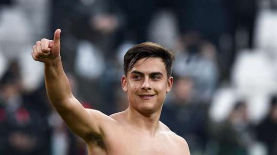 Dybala gioca per il Liverpool e intona il suo inno. Tifosi Reds impazziti 