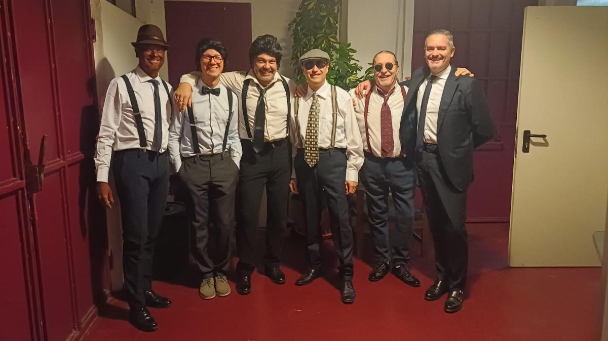 Il Natale si avvicina ed ecco che arriva il video con gli auguri dei Sensounico