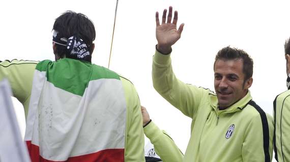 I saluti a Del Piero su Twitter, c'è quello ironico di Bianchi   