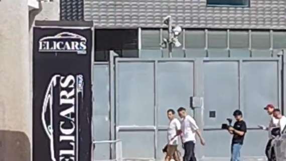 Asllani, cominciate le visite mediche al Torino. Guarda il video  
