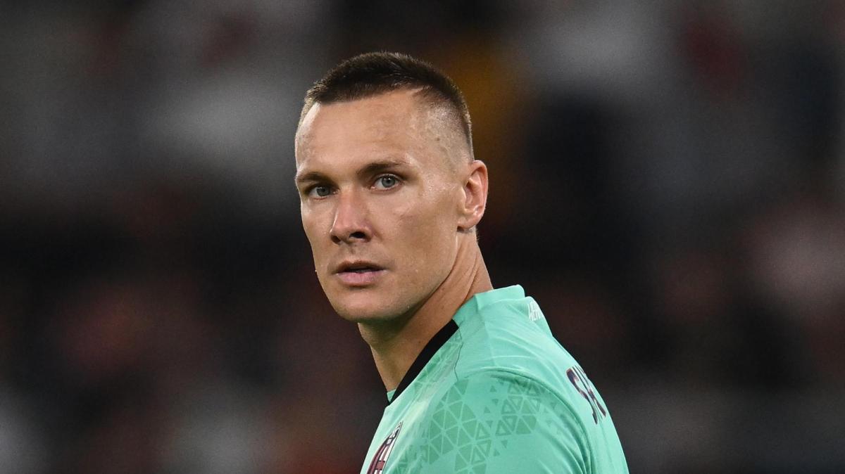 Bologna, si fa male Skorupski. Si parla di un lungo stop 