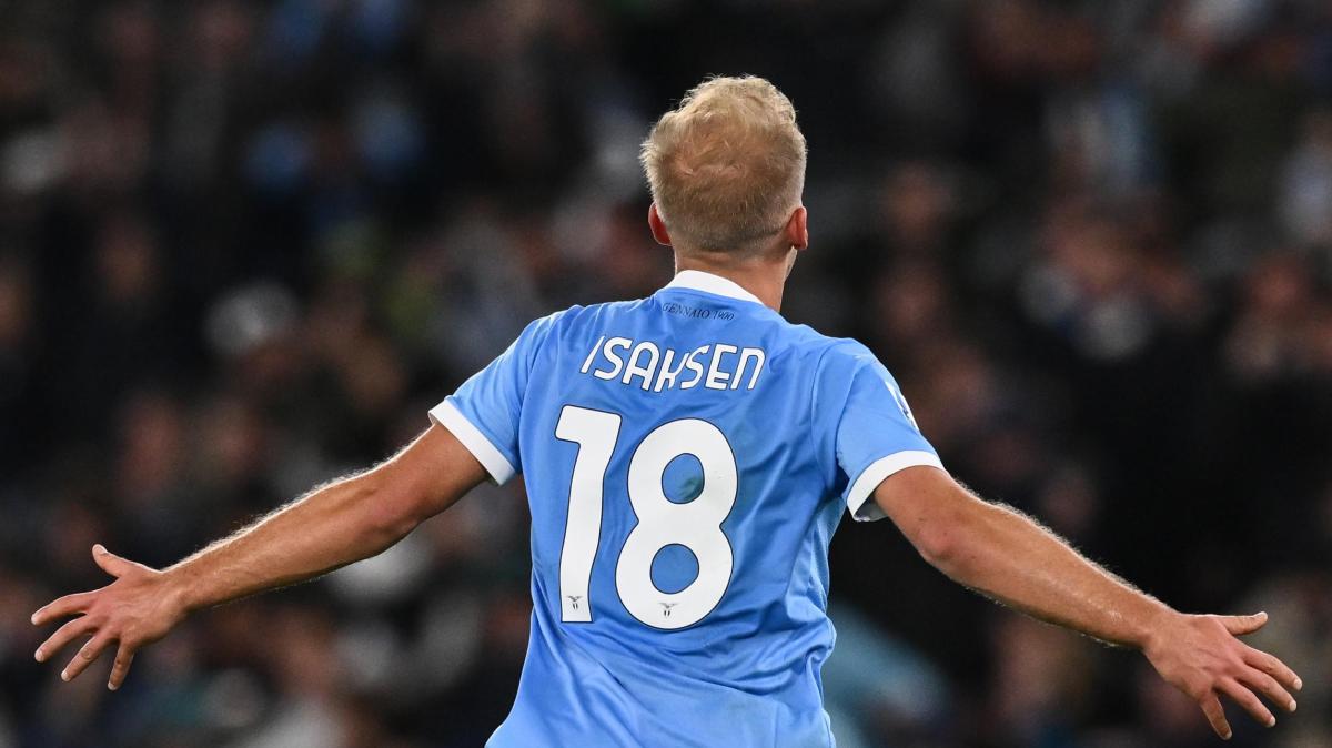 Serie A: la Lazio batte il Cagliari. Decidono Isaksen e Zaccagni