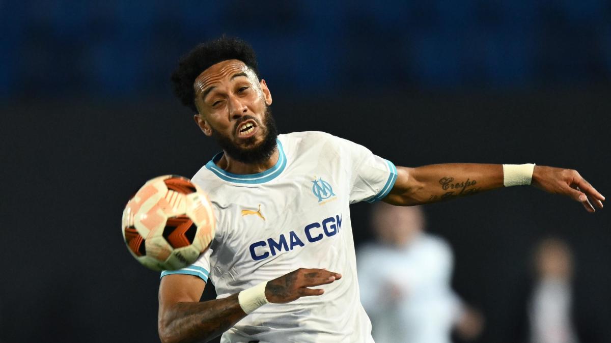 Ad Aubameyang è costato caro fare uno scherzo con un estintore: il Marsiglia lo ha escluso dalla prossima partita