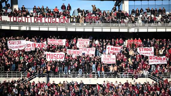 Torino, continua la contestazione contro Cairo 