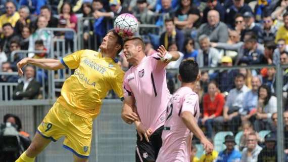 Palermo, Cionek: "Il club ha fatto bene a puntare su De Zerbi, è un giovane grande tecnico"