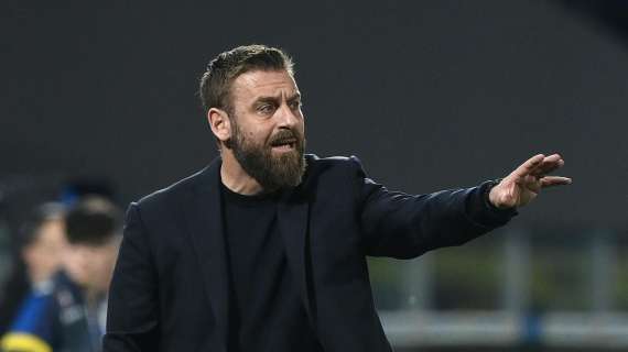 Roma, De Rossi: "Smalling dall'inizio per il suo morale"