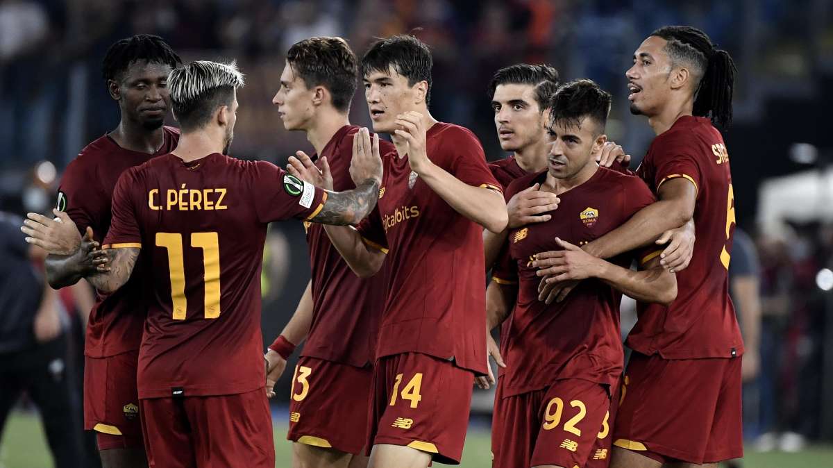Europa, Roma stravince. Napoli pari in extremis