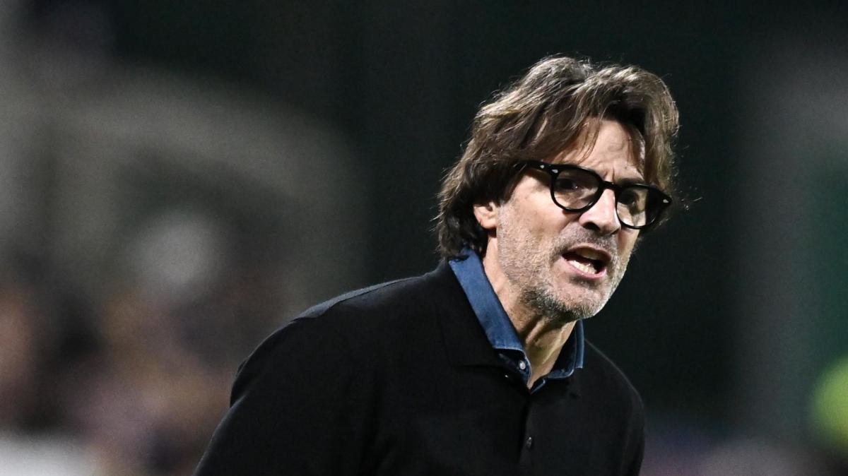 Fiorentina, Vanoli al momento rimane. Paratici lavorerà per il nuovo allenatore 