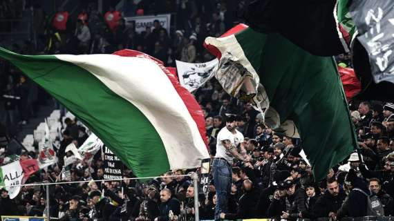 Juventus, a Bologna vergognosa marcia fascista davanti al settore intitolato all'ebreo Arpad Weisz