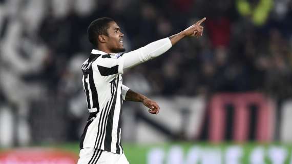 Juve, Douglas Costa: "Contento per il gol. Qui siamo tutti importanti"